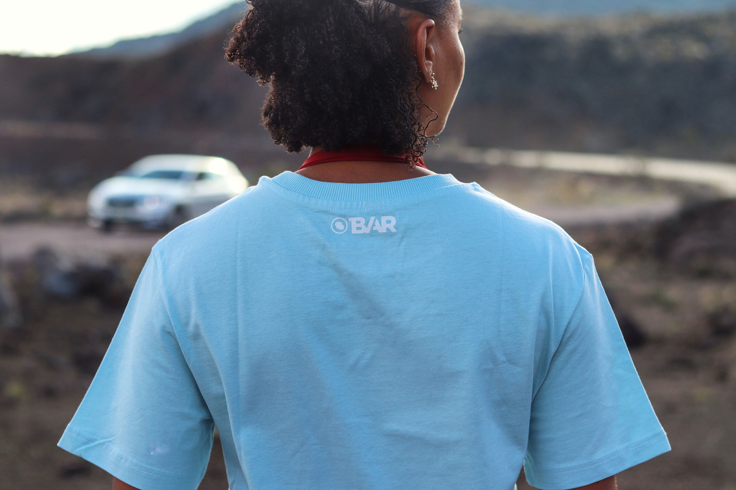 Pretty GIRLS Do Pull-Up.